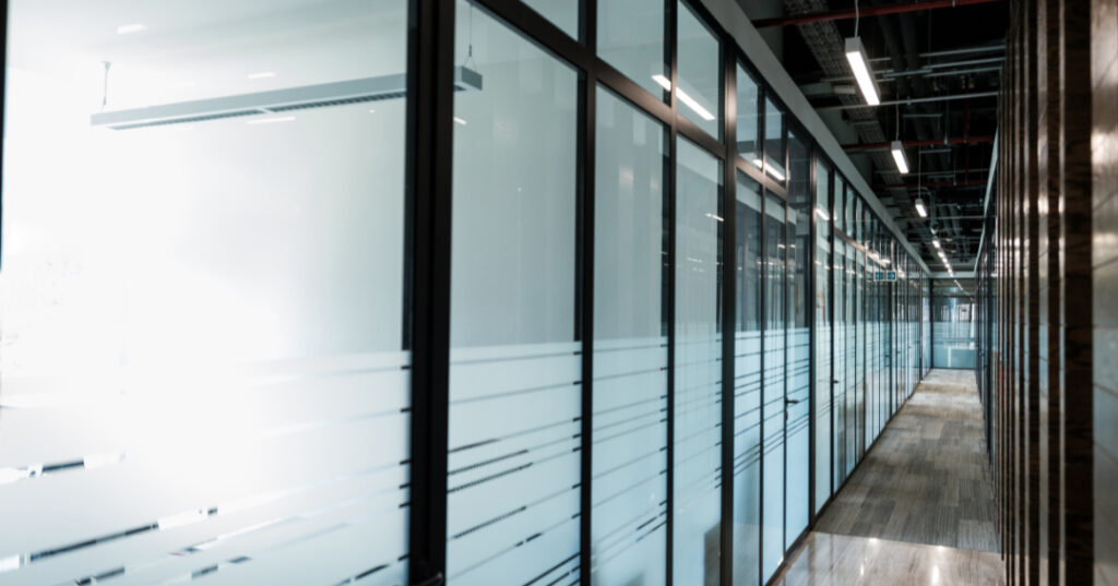 parede de vidro em Itajaí